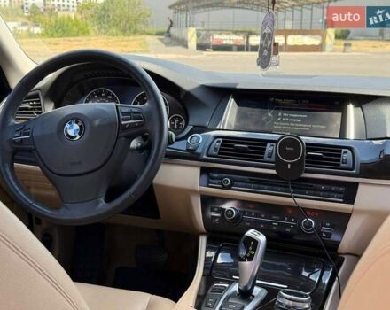 Белый БМВ 5 Серия, объемом двигателя 2 л и пробегом 97 тыс. км за 16000 $, фото 28 на Automoto.ua