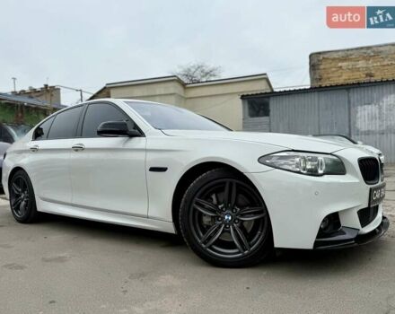 Белый БМВ 5 Серия, объемом двигателя 4.4 л и пробегом 124 тыс. км за 19999 $, фото 5 на Automoto.ua