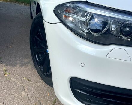 Білий БМВ 5 Серія, об'ємом двигуна 2 л та пробігом 168 тис. км за 15000 $, фото 3 на Automoto.ua