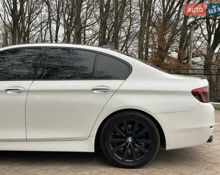 Белый БМВ 5 Серия, объемом двигателя 2 л и пробегом 133 тыс. км за 17100 $, фото 45 на Automoto.ua