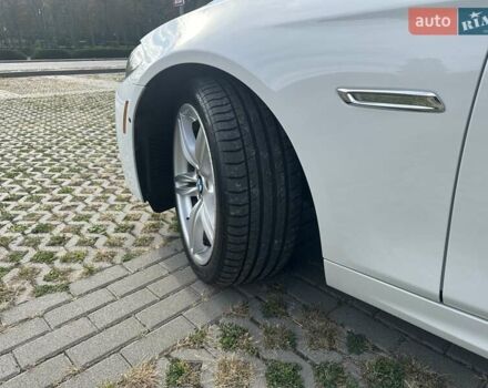 Белый БМВ 5 Серия, объемом двигателя 3 л и пробегом 185 тыс. км за 19500 $, фото 5 на Automoto.ua