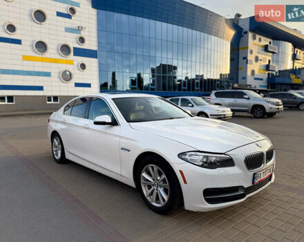 Белый БМВ 5 Серия, объемом двигателя 2 л и пробегом 87 тыс. км за 14400 $, фото 5 на Automoto.ua