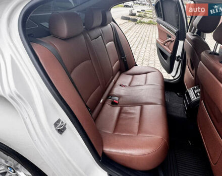 Белый БМВ 5 Серия, объемом двигателя 3 л и пробегом 196 тыс. км за 16900 $, фото 71 на Automoto.ua