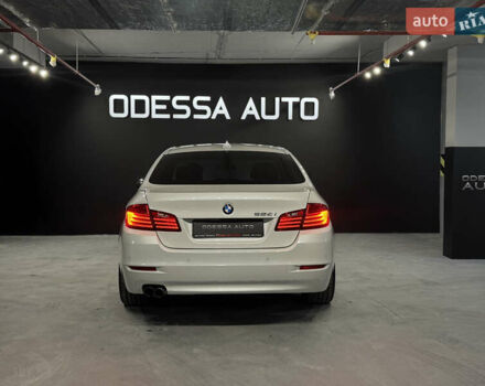 Белый БМВ 5 Серия, объемом двигателя 2 л и пробегом 169 тыс. км за 20500 $, фото 13 на Automoto.ua