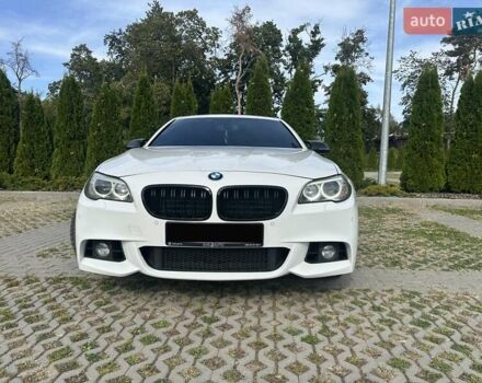 Белый БМВ 5 Серия, объемом двигателя 3 л и пробегом 185 тыс. км за 19500 $, фото 1 на Automoto.ua