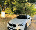Белый БМВ 5 Серия, объемом двигателя 2.98 л и пробегом 200 тыс. км за 15400 $, фото 4 на Automoto.ua
