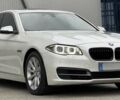 Белый БМВ 5 Серия, объемом двигателя 2.99 л и пробегом 248 тыс. км за 21000 $, фото 1 на Automoto.ua
