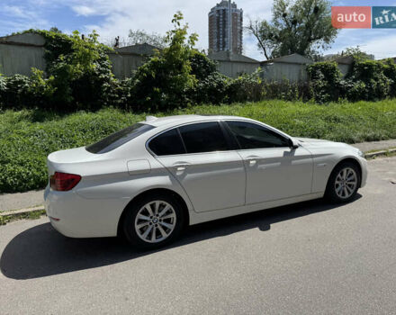 Білий БМВ 5 Серія, об'ємом двигуна 2 л та пробігом 305 тис. км за 12000 $, фото 3 на Automoto.ua