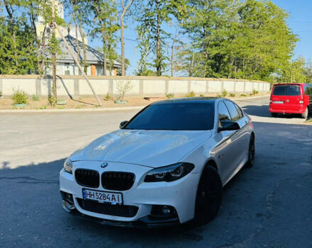Белый БМВ 5 Серия, объемом двигателя 2.98 л и пробегом 200 тыс. км за 15400 $, фото 5 на Automoto.ua