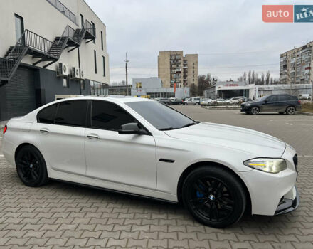 Белый БМВ 5 Серия, объемом двигателя 2 л и пробегом 165 тыс. км за 15500 $, фото 9 на Automoto.ua