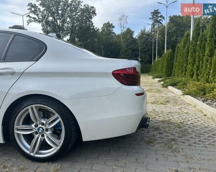 Белый БМВ 5 Серия, объемом двигателя 3 л и пробегом 185 тыс. км за 19500 $, фото 4 на Automoto.ua