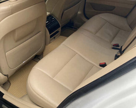 Белый БМВ 5 Серия, объемом двигателя 2 л и пробегом 304 тыс. км за 10500 $, фото 13 на Automoto.ua