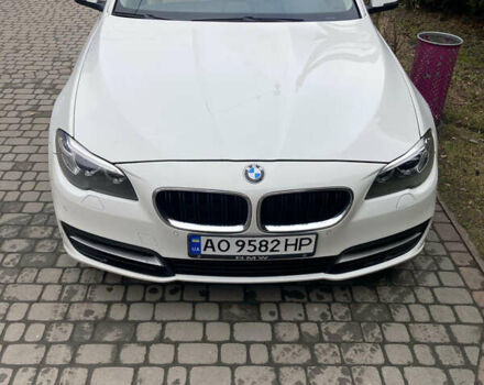 Белый БМВ 5 Серия, объемом двигателя 2 л и пробегом 304 тыс. км за 10500 $, фото 1 на Automoto.ua