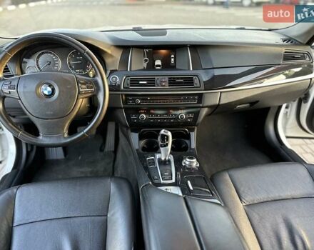 Белый БМВ 5 Серия, объемом двигателя 2 л и пробегом 250 тыс. км за 15500 $, фото 34 на Automoto.ua