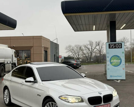 Белый БМВ 5 Серия, объемом двигателя 2 л и пробегом 136 тыс. км за 13950 $, фото 1 на Automoto.ua