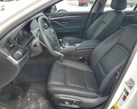 Білий БМВ 5 Серія, об'ємом двигуна 3 л та пробігом 27 тис. км за 2500 $, фото 6 на Automoto.ua