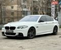 Белый БМВ 5 Серия, объемом двигателя 4.4 л и пробегом 124 тыс. км за 19999 $, фото 1 на Automoto.ua