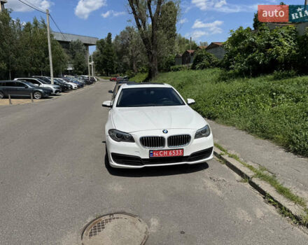 Білий БМВ 5 Серія, об'ємом двигуна 2 л та пробігом 305 тис. км за 12000 $, фото 11 на Automoto.ua