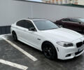 Белый БМВ 5 Серия, объемом двигателя 2 л и пробегом 208 тыс. км за 18000 $, фото 2 на Automoto.ua