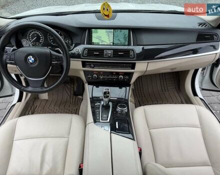 Белый БМВ 5 Серия, объемом двигателя 3 л и пробегом 204 тыс. км за 20500 $, фото 33 на Automoto.ua