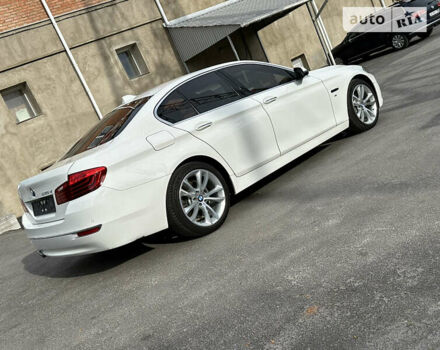 Белый БМВ 5 Серия, объемом двигателя 2.99 л и пробегом 82 тыс. км за 29600 $, фото 7 на Automoto.ua