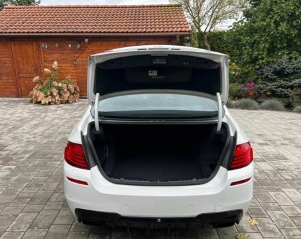 Білий БМВ 5 Серія, об'ємом двигуна 3 л та пробігом 157 тис. км за 9000 $, фото 7 на Automoto.ua