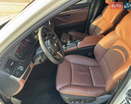 Білий БМВ 5 Серія, об'ємом двигуна 2.98 л та пробігом 139 тис. км за 18700 $, фото 7 на Automoto.ua