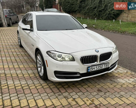 Білий БМВ 5 Серія, об'ємом двигуна 2.99 л та пробігом 196 тис. км за 19400 $, фото 1 на Automoto.ua