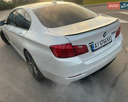 Белый БМВ 5 Серия, объемом двигателя 2 л и пробегом 175 тыс. км за 15999 $, фото 3 на Automoto.ua