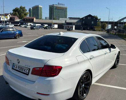 Белый БМВ 5 Серия, объемом двигателя 3 л и пробегом 173 тыс. км за 18000 $, фото 28 на Automoto.ua