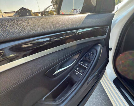 Белый БМВ 5 Серия, объемом двигателя 3 л и пробегом 173 тыс. км за 18000 $, фото 11 на Automoto.ua