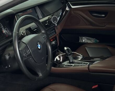 Белый БМВ 5 Серия, объемом двигателя 3 л и пробегом 224 тыс. км за 16600 $, фото 15 на Automoto.ua