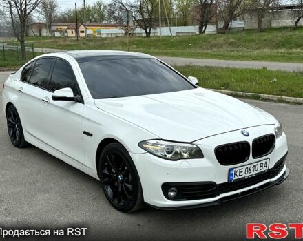 Белый БМВ 5 Серия, объемом двигателя 3 л и пробегом 168 тыс. км за 17500 $, фото 4 на Automoto.ua