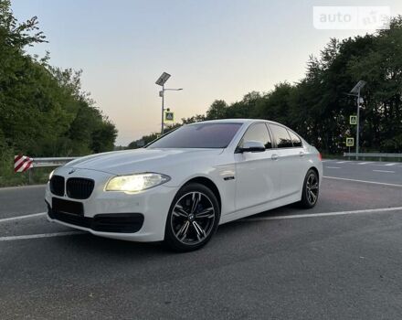 Білий БМВ 5 Серія, об'ємом двигуна 2 л та пробігом 262 тис. км за 20500 $, фото 47 на Automoto.ua