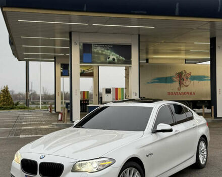 Белый БМВ 5 Серия, объемом двигателя 2 л и пробегом 136 тыс. км за 13950 $, фото 4 на Automoto.ua