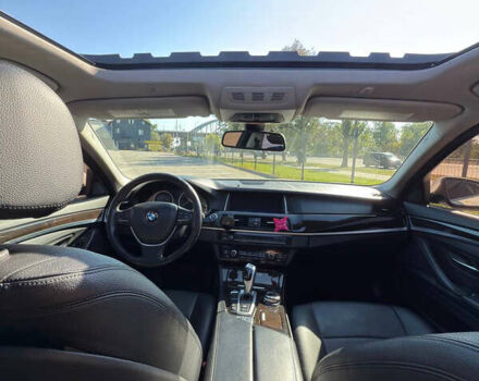 Белый БМВ 5 Серия, объемом двигателя 3 л и пробегом 173 тыс. км за 18000 $, фото 10 на Automoto.ua