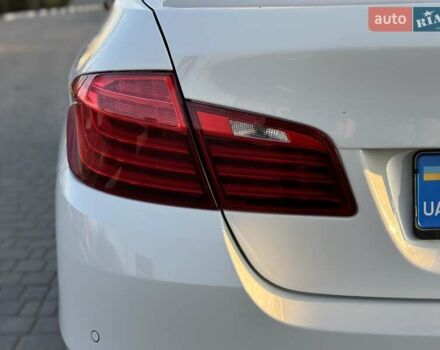 Белый БМВ 5 Серия, объемом двигателя 2 л и пробегом 250 тыс. км за 15500 $, фото 7 на Automoto.ua