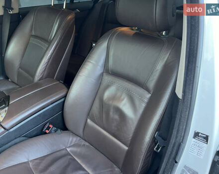 Білий БМВ 5 Серія, об'ємом двигуна 3 л та пробігом 201 тис. км за 14499 $, фото 40 на Automoto.ua