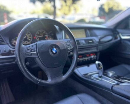 БМВ 5 Серия 2014 в Житомире на Automoto.ua Белый БМВ 5 Серия, объемом двигателя 3 л и пробегом 81 тыс. км за 15200 $, фото 9 на Automoto.ua