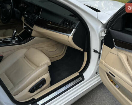 Белый БМВ 5 Серия, объемом двигателя 2 л и пробегом 139 тыс. км за 16111 $, фото 4 на Automoto.ua