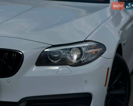 Белый БМВ 5 Серия, объемом двигателя 2 л и пробегом 97 тыс. км за 16000 $, фото 6 на Automoto.ua