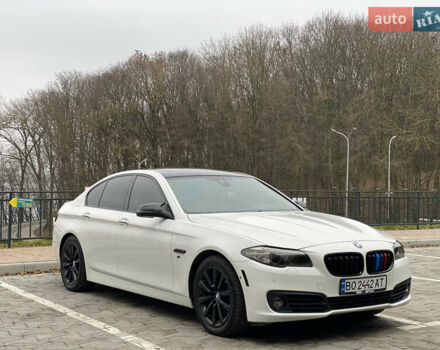 Белый БМВ 5 Серия, объемом двигателя 2 л и пробегом 133 тыс. км за 17100 $, фото 4 на Automoto.ua