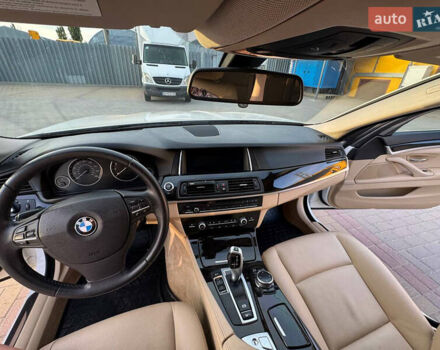 Белый БМВ 5 Серия, объемом двигателя 2 л и пробегом 87 тыс. км за 14400 $, фото 9 на Automoto.ua