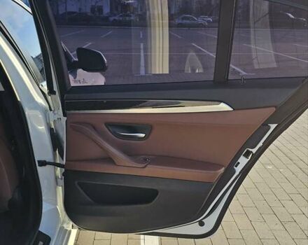 Білий БМВ 5 Серія, об'ємом двигуна 2 л та пробігом 128 тис. км за 17700 $, фото 21 на Automoto.ua