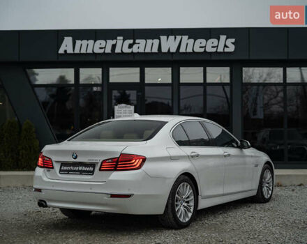 Білий БМВ 5 Серія, об'ємом двигуна 2 л та пробігом 134 тис. км за 19900 $, фото 4 на Automoto.ua