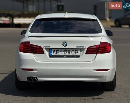 Белый БМВ 5 Серия, объемом двигателя 2 л и пробегом 97 тыс. км за 16000 $, фото 11 на Automoto.ua