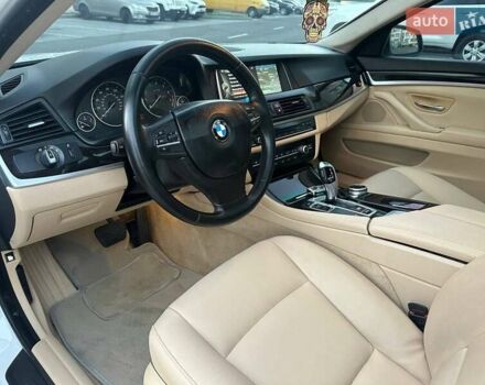 Білий БМВ 5 Серія, об'ємом двигуна 2 л та пробігом 191 тис. км за 12300 $, фото 14 на Automoto.ua