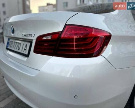 Білий БМВ 5 Серія, об'ємом двигуна 2 л та пробігом 191 тис. км за 12300 $, фото 9 на Automoto.ua