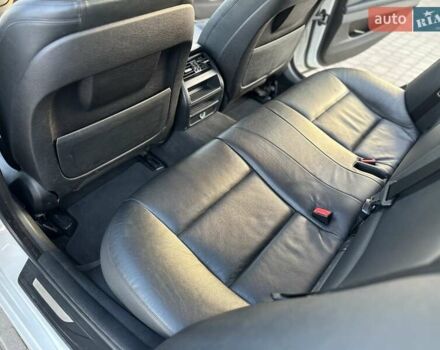 Белый БМВ 5 Серия, объемом двигателя 2 л и пробегом 250 тыс. км за 15500 $, фото 30 на Automoto.ua