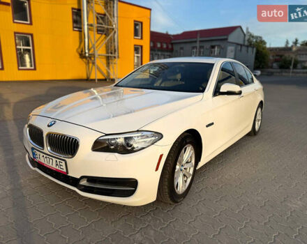 Белый БМВ 5 Серия, объемом двигателя 2 л и пробегом 87 тыс. км за 14400 $, фото 2 на Automoto.ua